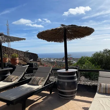Hébergement de vacances Castillo Lanzarote Bailey - Luxury - Pet Friendly With Heated Pool