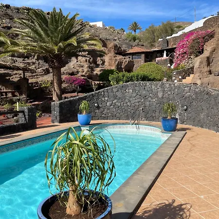 Castillo Lanzarote Bailey - Luxury - Pet Friendly With Heated Pool * La Asomada (Lanzarote)