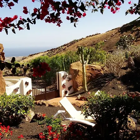 Castillo Lanzarote Bailey - Luxury - Pet Friendly With Heated Pool La Asomada (Lanzarote)