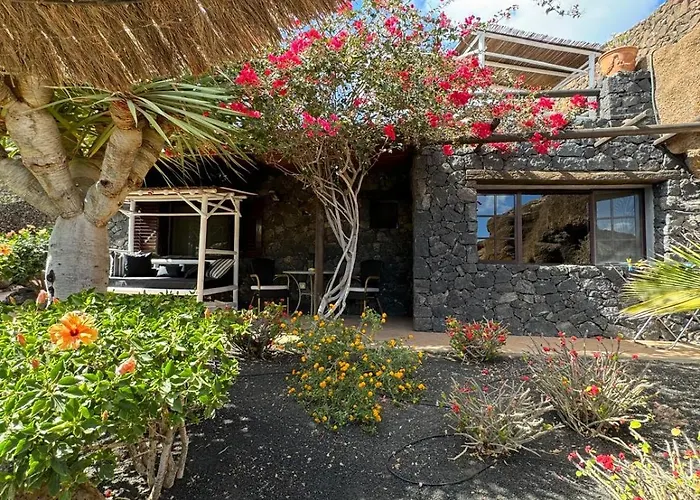 Castillo Lanzarote Bailey - Luxury - Pet Friendly With Heated Pool La Asomada (Lanzarote)
