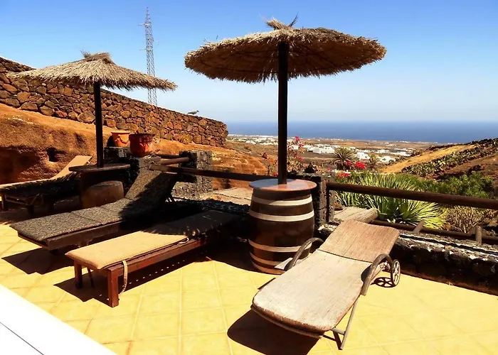Castillo Lanzarote Bailey - Luxury - Pet Friendly With Heated Pool La Asomada (Lanzarote)