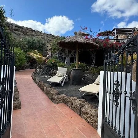 Castillo Lanzarote Bailey - Luxury - Pet Friendly With Heated Pool La Asomada (Lanzarote)