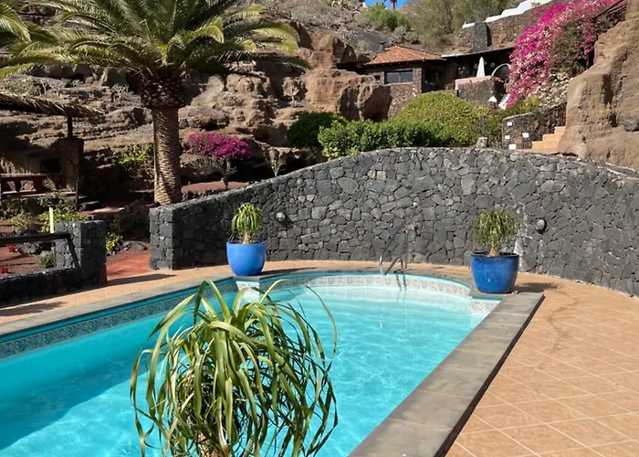 Castillo Lanzarote Bailey - Luxury - Pet Friendly With Heated Pool * La Asomada (Lanzarote)
