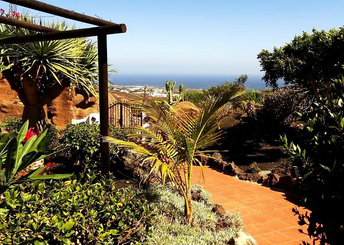 Castillo Lanzarote Bailey - Luxury - Pet Friendly With Heated Pool Tatil Evi