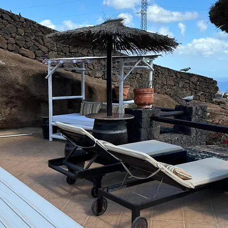 Feriehus Castillo Lanzarote Bailey - Luxury - Pet Friendly With Heated Pool